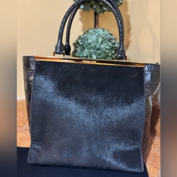 MICHAEL KORS LANA Limited Edition TOTE And Dust Bag  🔥 - Picture 3 of 13